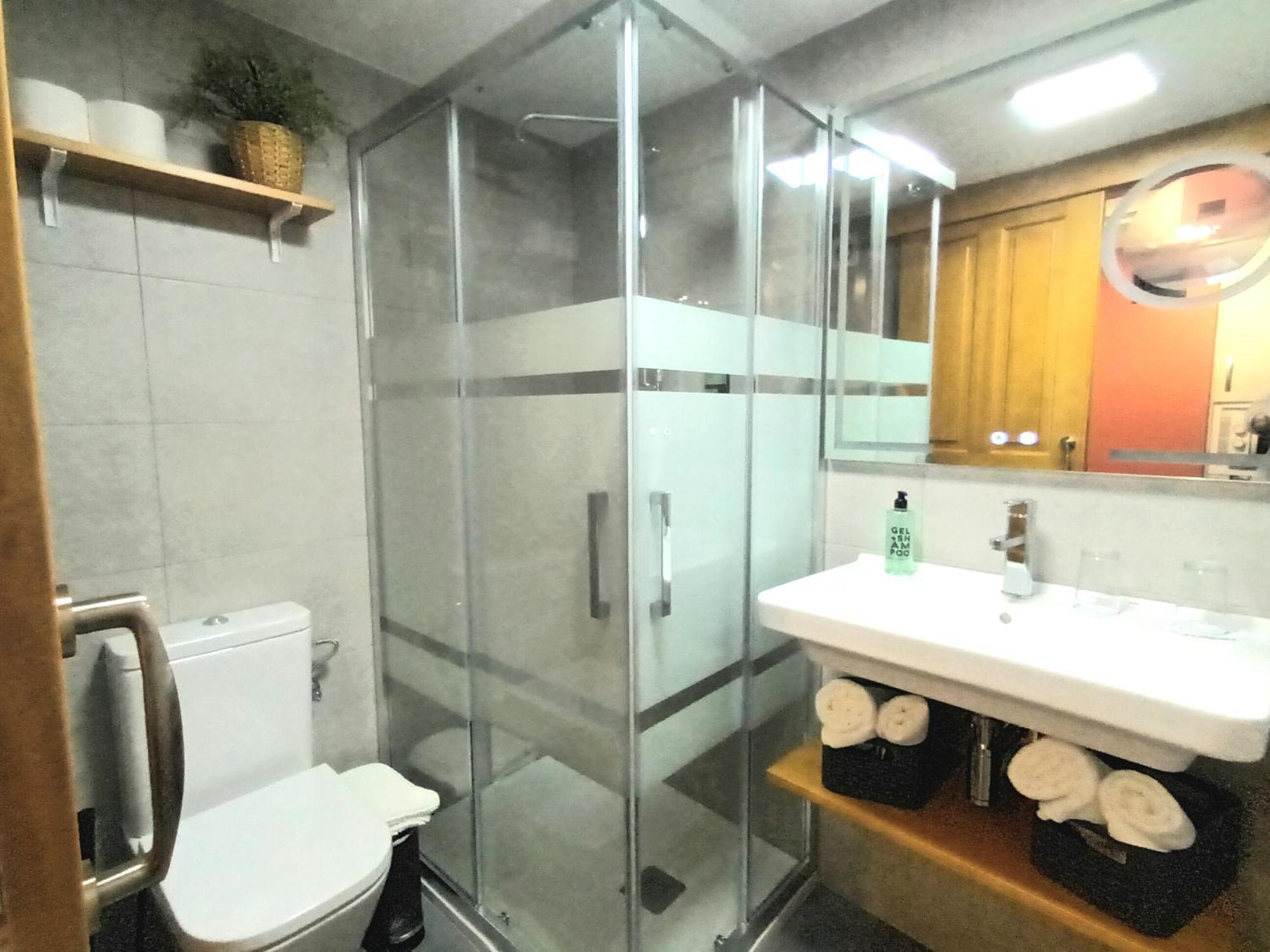 Apartamentos La Casa Del Pintor Cudillero Quarto foto